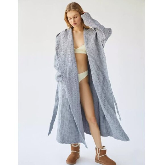 Magic Linen Grey Waffle Knit Robe - Picture 1 of 15